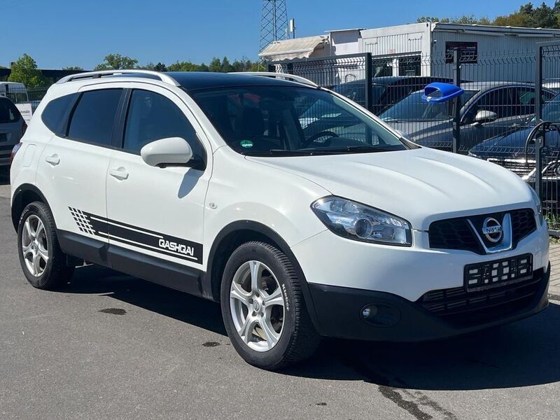 Weiß Gebraucht 2012 Nissan Qashqai +2 360º SUV | 5.999 € (Superpreis) - Bild 1/4