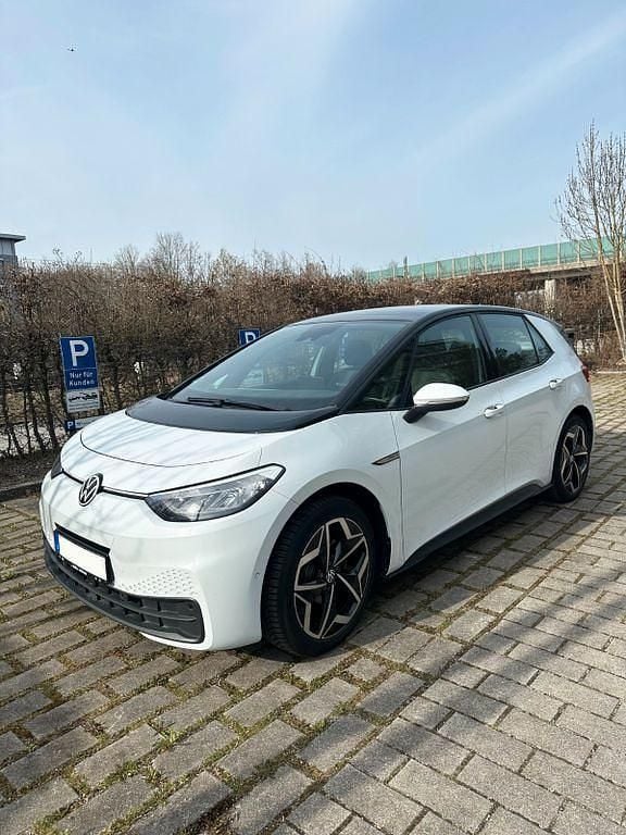 Gebraucht VW ID.3 Pro 150 kW (204 PS) 2023 Weiß Kleinwagen