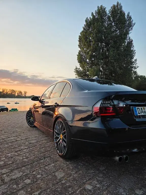 Gebraucht BMW 325 Performance 218 PS (160 kW) 2005 Blau Limousine