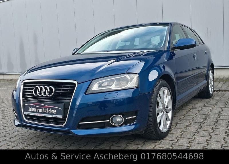 Gebraucht Audi A3 Ambition 105 PS (77 kW) 2012 Blau Kleinwagen