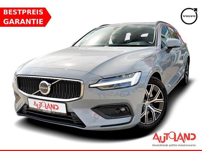 Grau Gebraucht 2024 Volvo V60 Core Kombi | 34.950 € (Guter Preis) - Bild 1/4