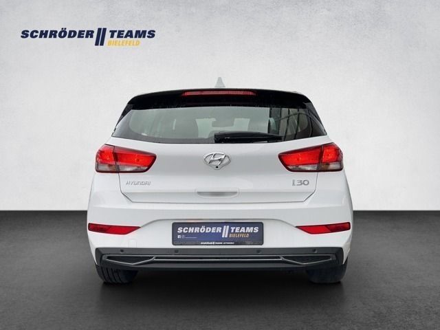 Gebraucht Hyundai i30 Trend 160 PS (117 kW) 2023 Sonstige Limousine