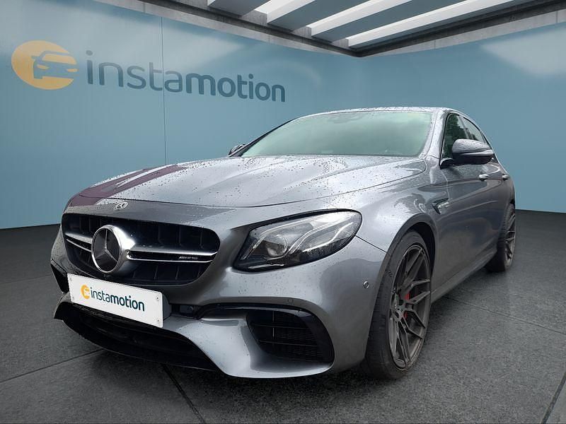 Grau Gebraucht 2018 Mercedes E63 AMG AMG Limousine | 62.599 € (Fairer Preis) - Bild 1/4