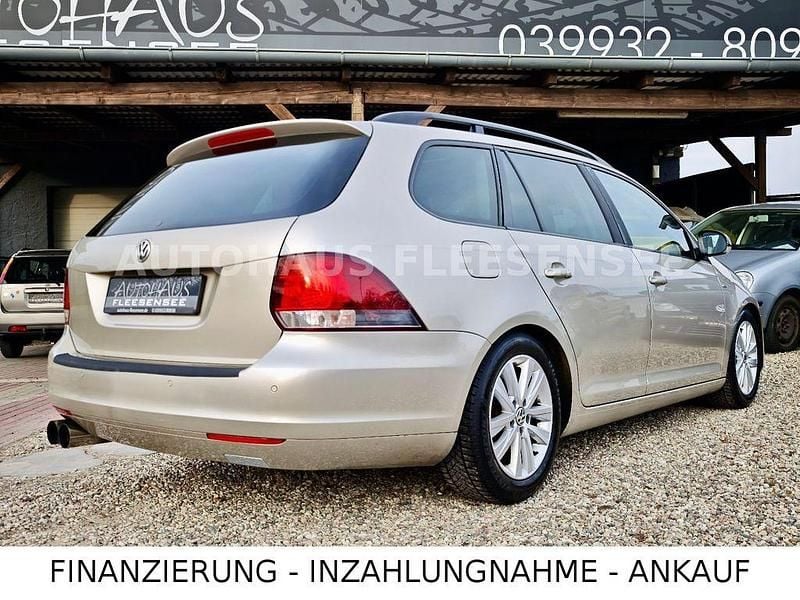 Gebraucht VW Golf VI Match 122 PS (89 kW) 2013 Silber Kleinwagen