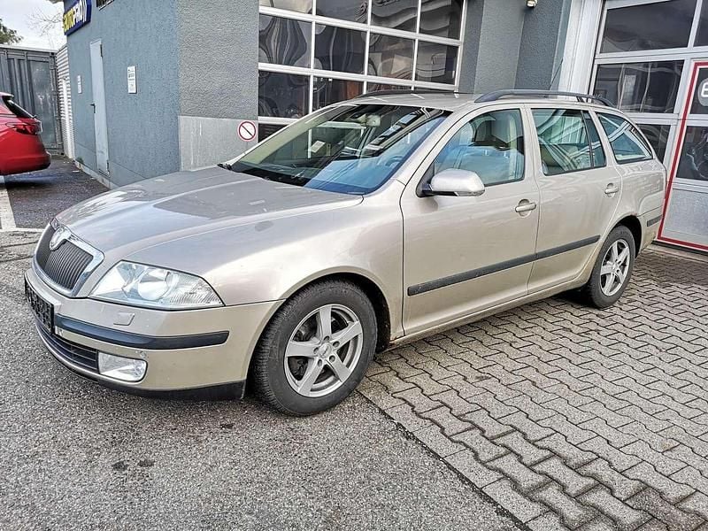 Beige Gebraucht 2005 Skoda Octavia Kombi | 2.450 € (Guter Preis) - Bild 1/4