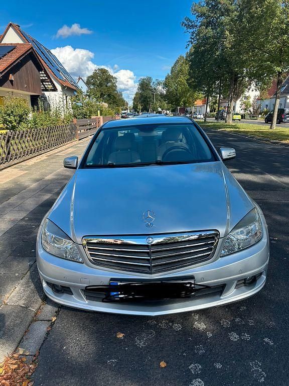 Silber Gebraucht 2008 Mercedes C180 Limousine | 4.200 € (Superpreis) - Bild 1/4