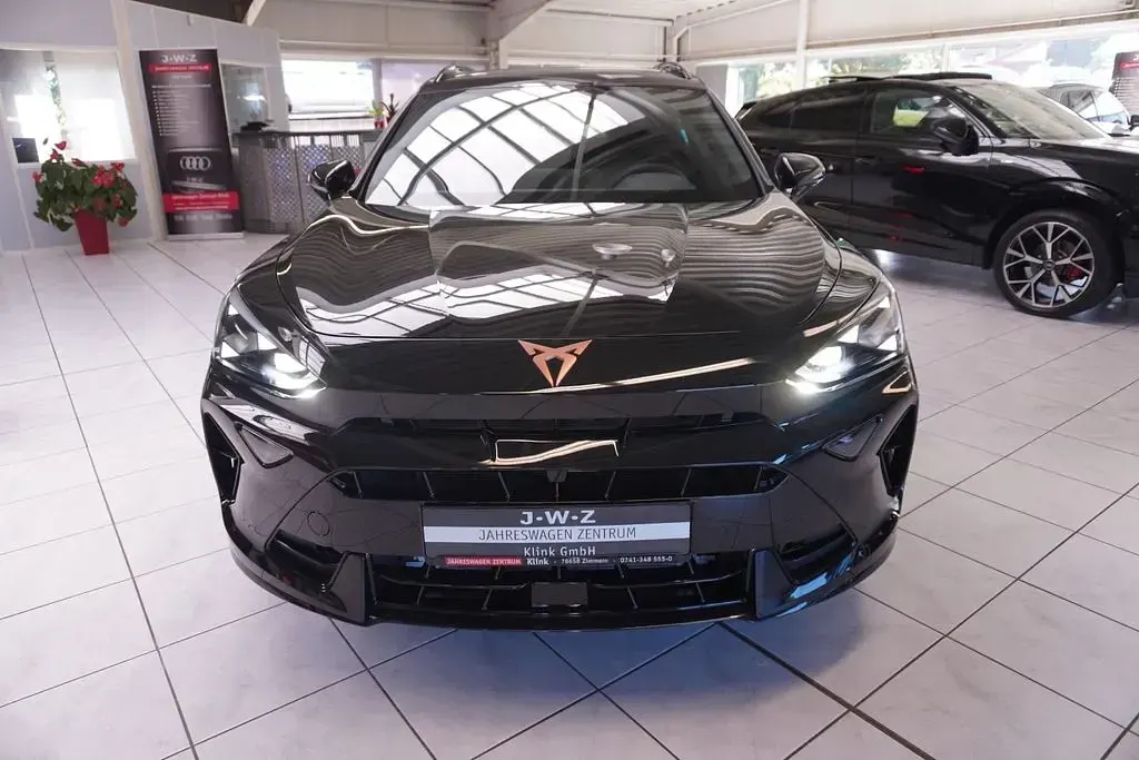 Neu Cupra Formentor 204 PS (150 kW) 2026 Grau SUV