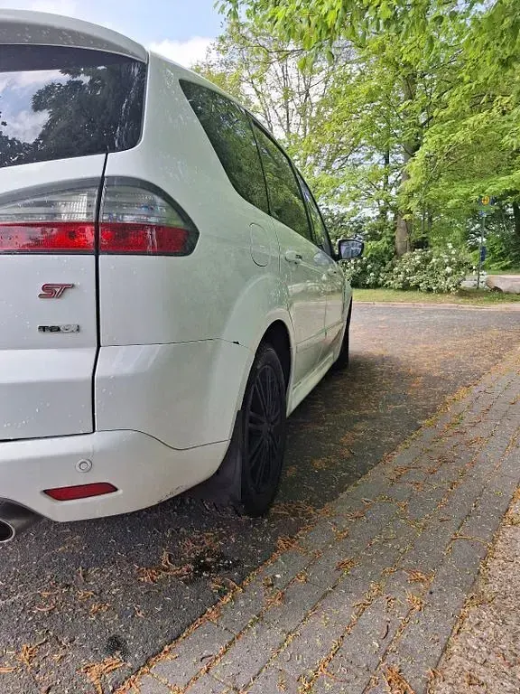 Gebraucht Ford S-MAX Titanium S 175 PS (128 kW) 2010 Weiß Van / Kleinbus
