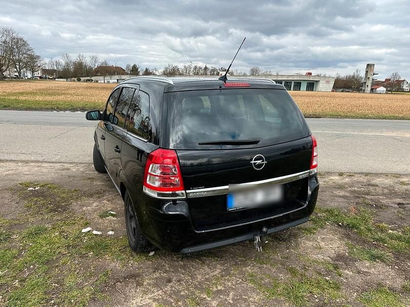 Gebraucht Opel Zafira 150 PS (110 kW) 2009 Schwarz Van / Kleinbus