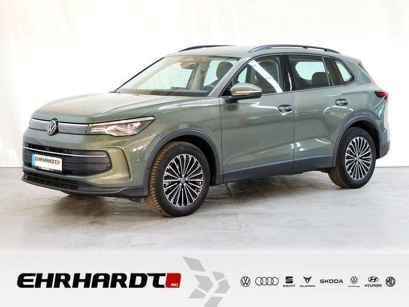 Grün Gebraucht 2024 VW Tiguan Life SUV | 37.790 € (Etwas zu teuer) - Bild 1/4