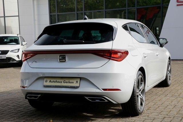 Gebraucht Seat Leon FR 150 PS (110 kW) 2022 Weiß Limousine