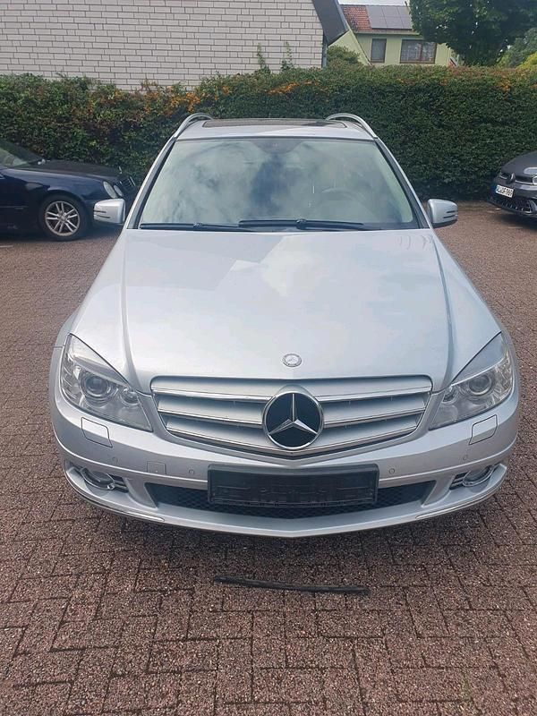 Silber Gebraucht 2008 Mercedes C180 Avantgarde Kombi | 6.600 € - Bild 1/4