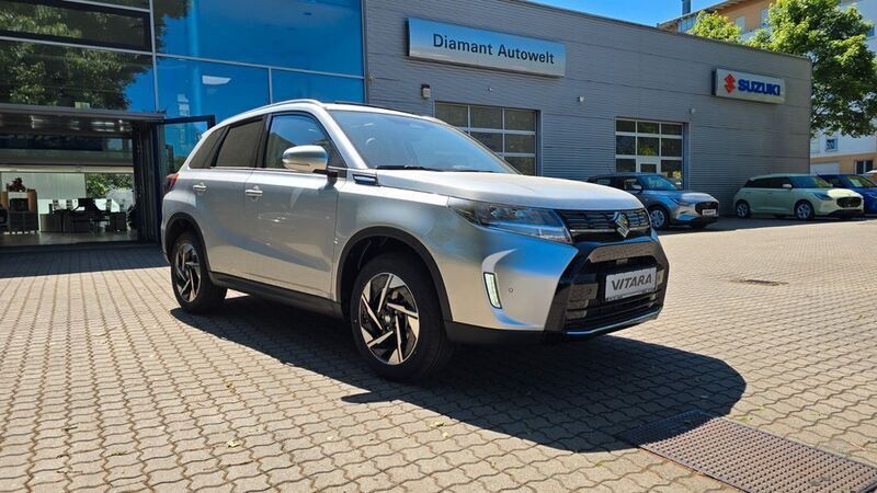 Silber Neu 2025 Suzuki Vitara Comfort+ SUV | 27.450 € (Fairer Preis) - Bild 1/4