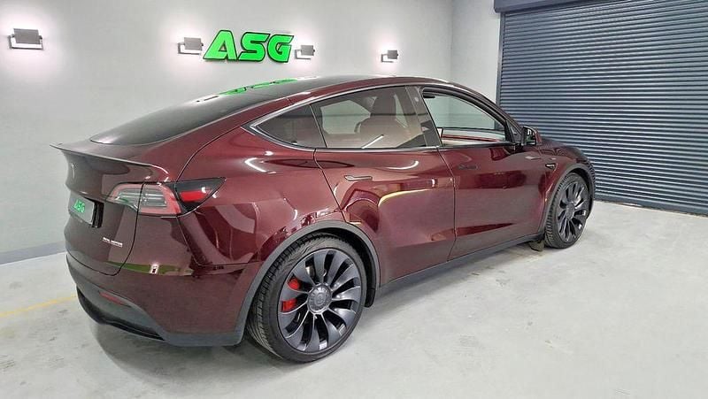 Usado Tesla Model Y Performance 392 kW (534 CV) 2024 Rojo SUV