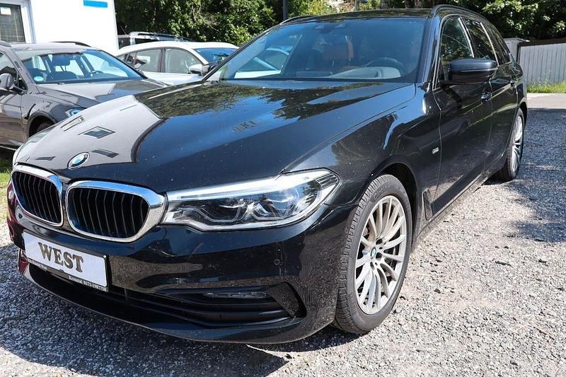 Schwarz Gebraucht 2018 BMW 530 Sport Line Kombi | 19.990 € (Etwas zu teuer) - Bild 1/2