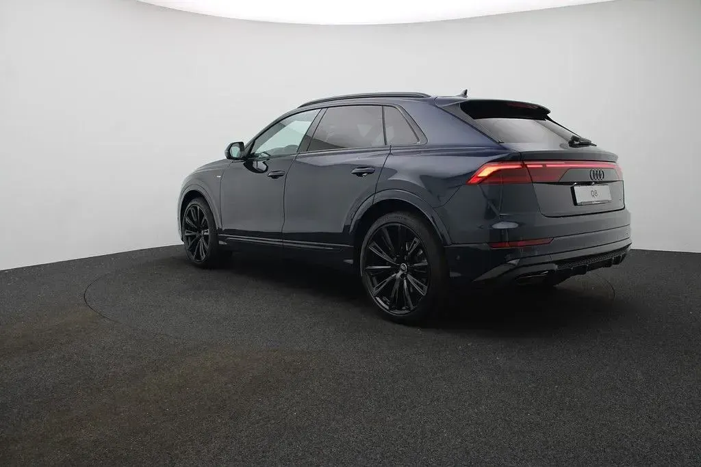 Neu Audi Q8 Sport 286 PS (210 kW) 2026 Blau SUV