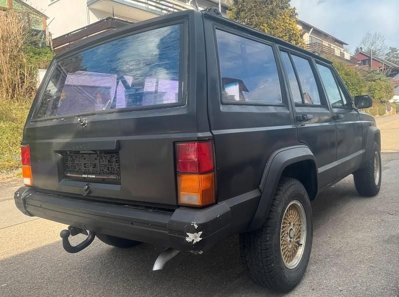 Gebraucht Jeep Cherokee 171 PS (125 kW) 1989 Schwarz SUV