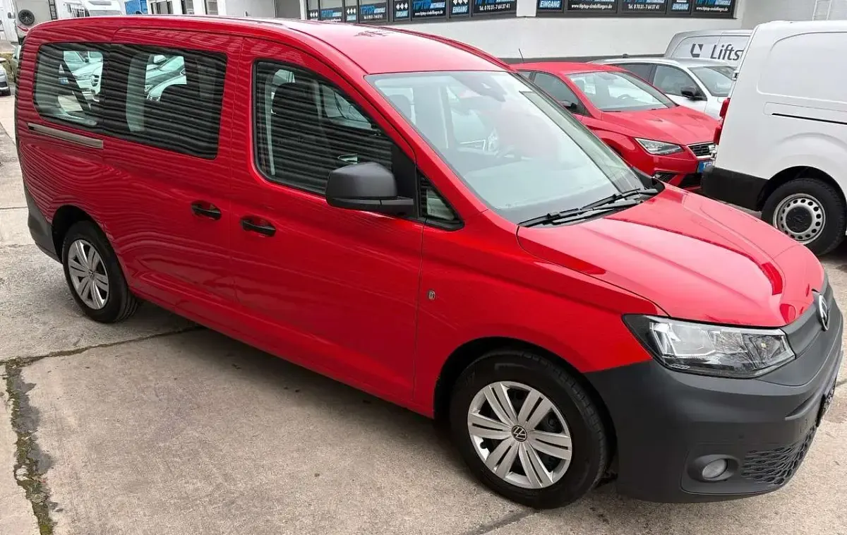 Brugt VW Caddy Maxi Basis 122 HK (89 kW) 2022 Rød MPV