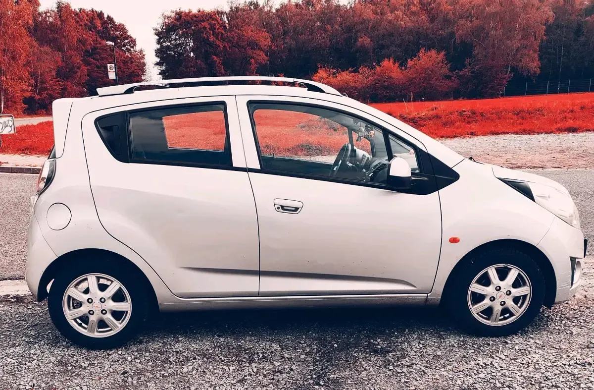 Gebraucht Chevrolet Spark LS 82 PS (60 kW) 2011 Grau Kleinwagen