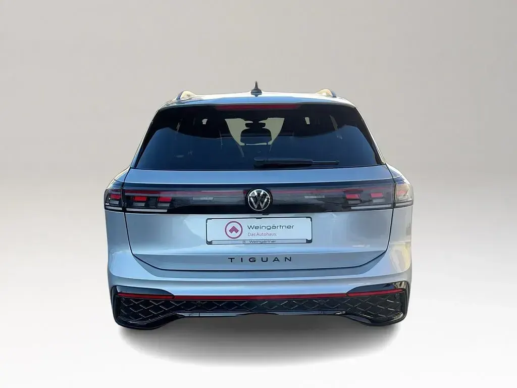 Neu VW Tiguan R-line 193 PS (141 kW) 2026 Silber SUV
