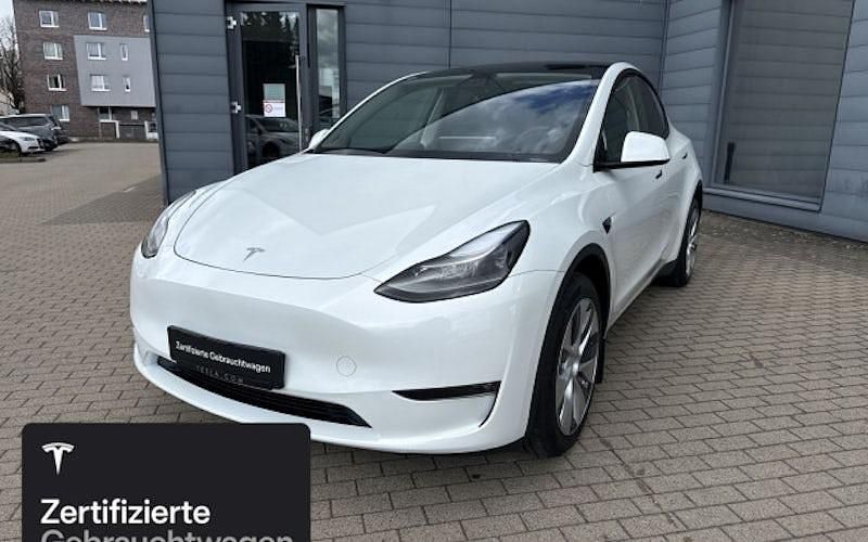 Gebraucht Tesla Model Y 273 kW (372 PS) 2023 Weiß SUV