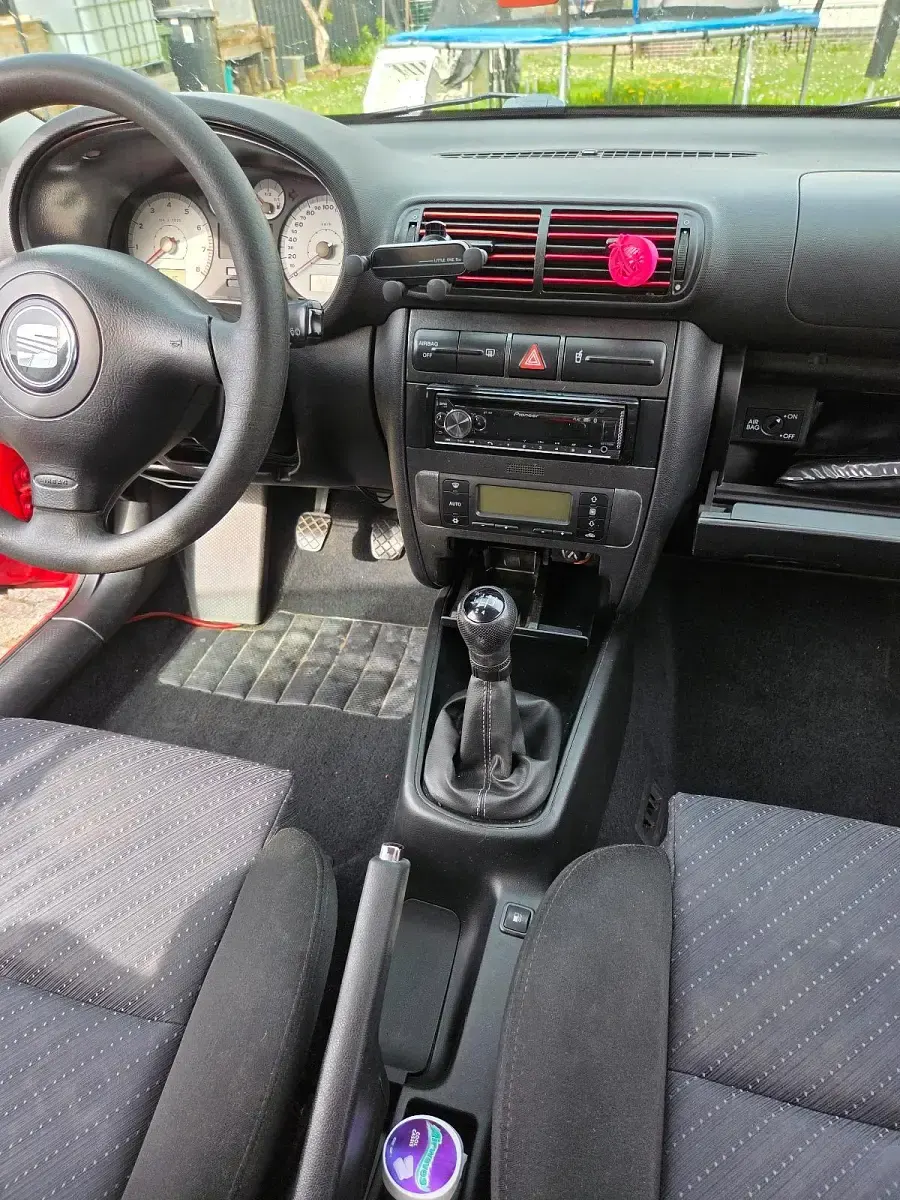 Gebraucht Seat Leon 105 PS (77 kW) 2006 Rot Kleinwagen