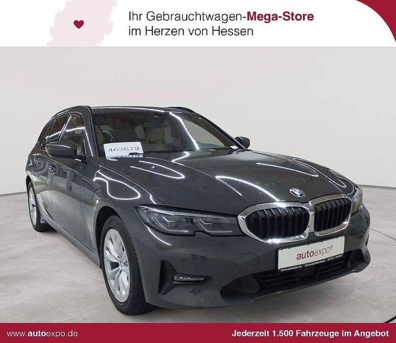 Dravitgrau metallic Gebraucht 2022 BMW 320 Sport Line Kombi | 22.290 € (Guter Preis) - Bild 1/4