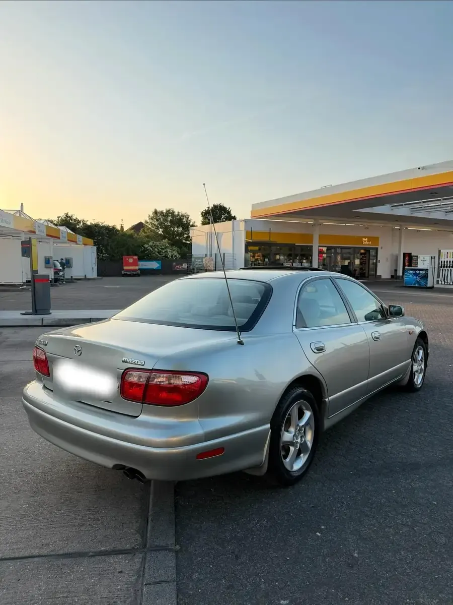 Gebraucht Mazda Xedos 164 PS (120 kW) 2001 Silber Limousine