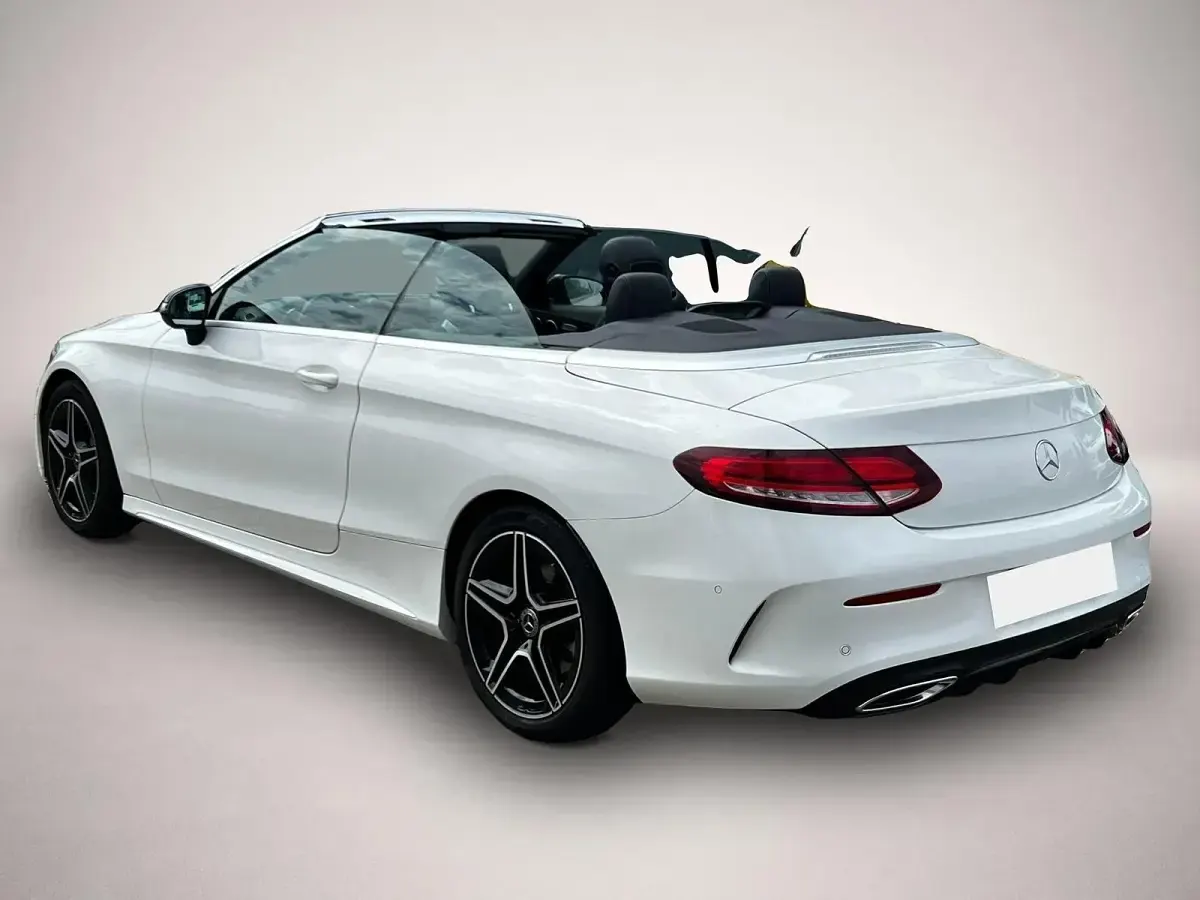 Gebraucht Mercedes C200 AMG 184 PS (135 kW) 2019 Manufacturer Cabrio
