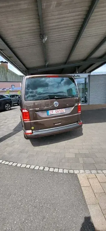 Gebraucht VW Multivan 150 PS (110 kW) 2015 Braun Van / Kleinbus