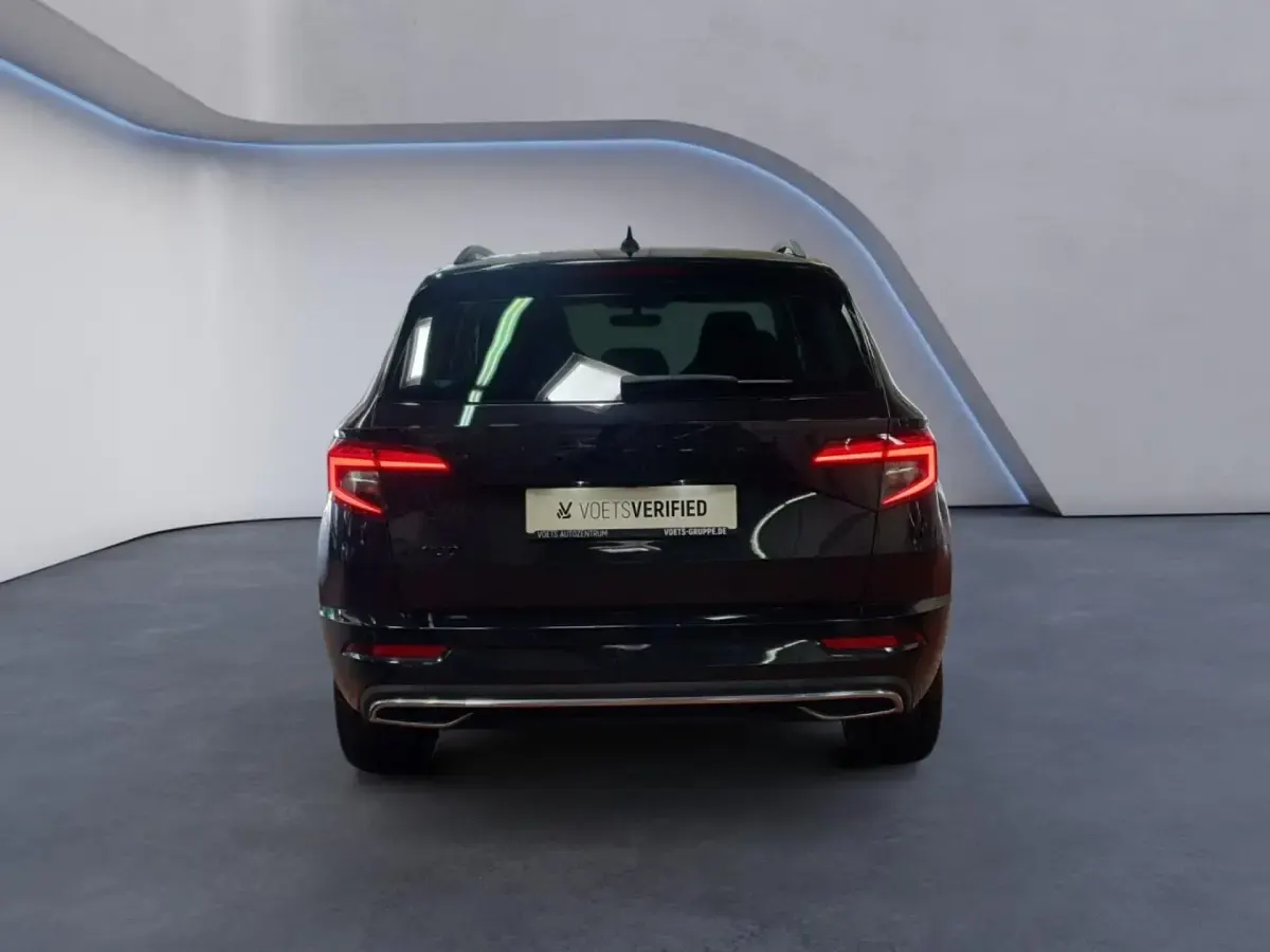 Gebraucht Skoda Karoq SportLine 150 PS (110 kW) 2022 Schwarz SUV
