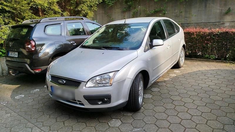 Usata Ford Focus 115 CV (84 kW) 2005 Grigio Coupé