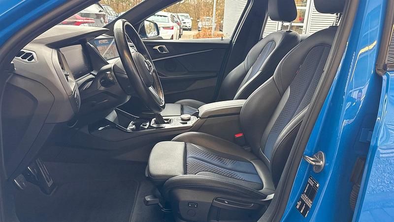 Gebraucht BMW 118 Efficient Dynamics 136 PS (100 kW) 2023 Misano blau metallic Kleinwagen