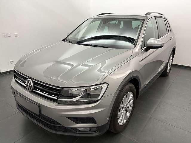 Silber metallic Gebraucht 2020 VW Tiguan SUV | 26.360 € (Fairer Preis) - Bild 1/4