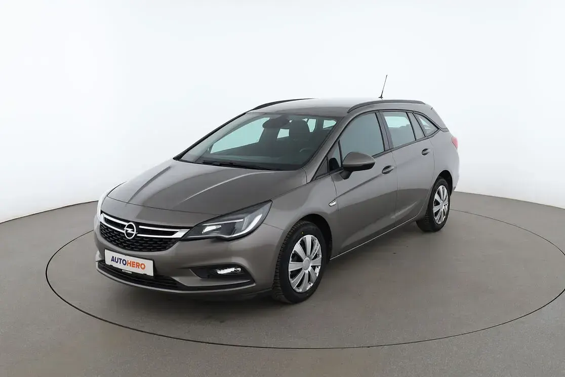 Gebraucht Opel Astra Edition 125 PS (91 kW) 2016 Kombi