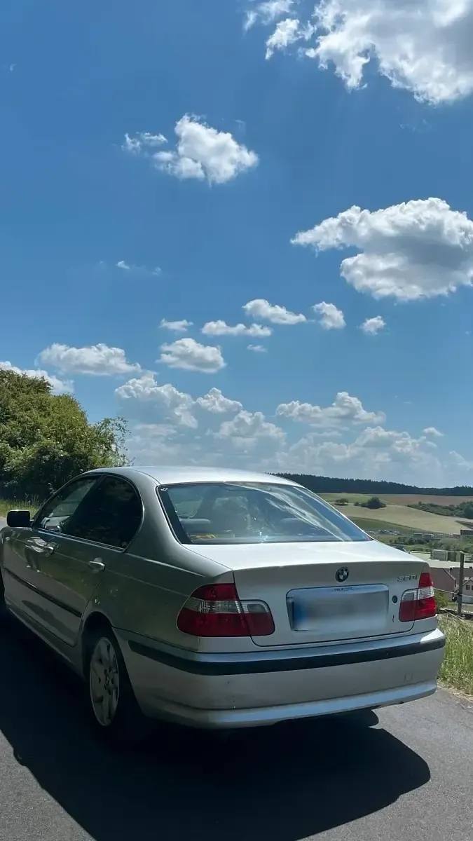 Gebraucht BMW 320 170 PS (125 kW) 2002 Grau Limousine
