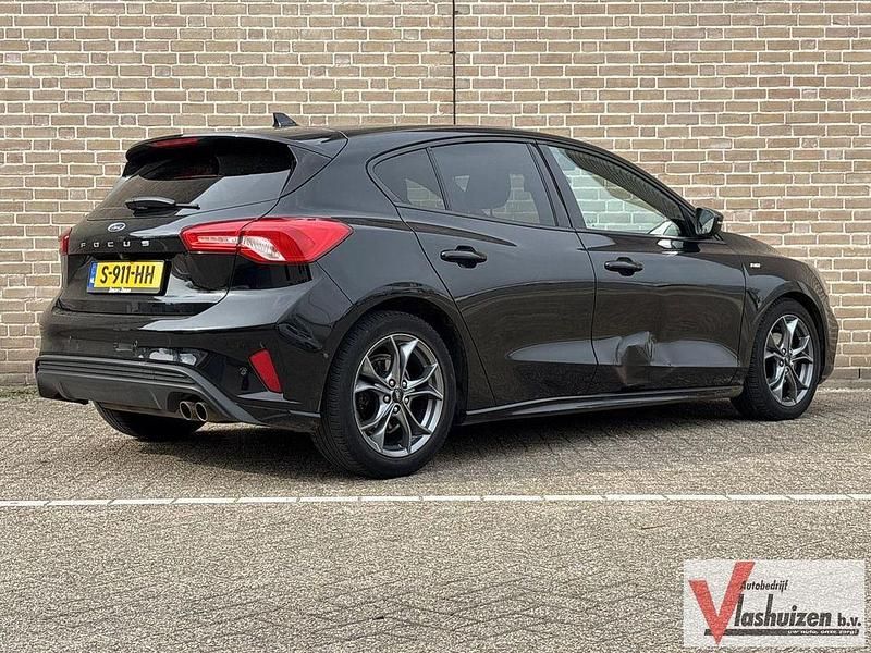 Gebraucht Ford Focus Business Edition 125 PS (91 kW) 2020 Schwarz Limousine