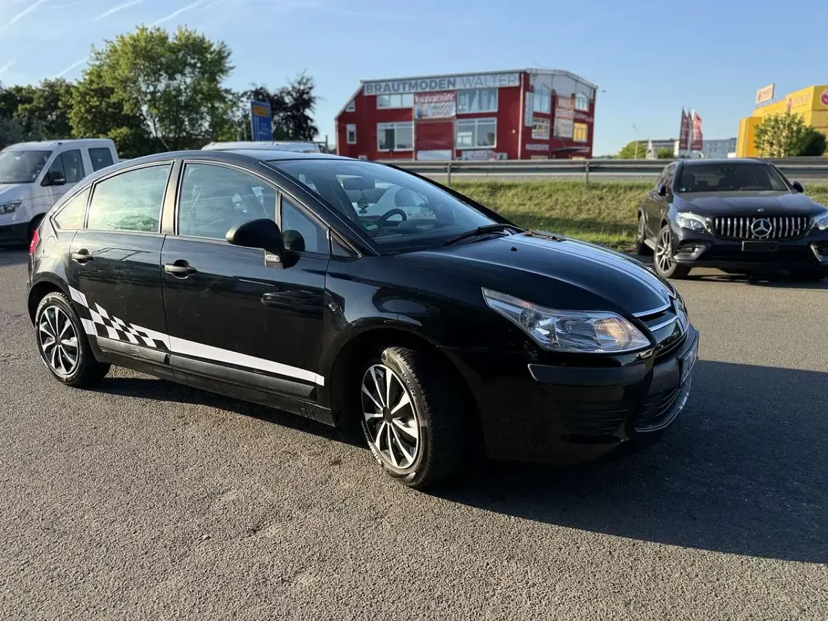 Gebraucht Citroën C4 Advance 88 PS (64 kW) 2009 Limousine