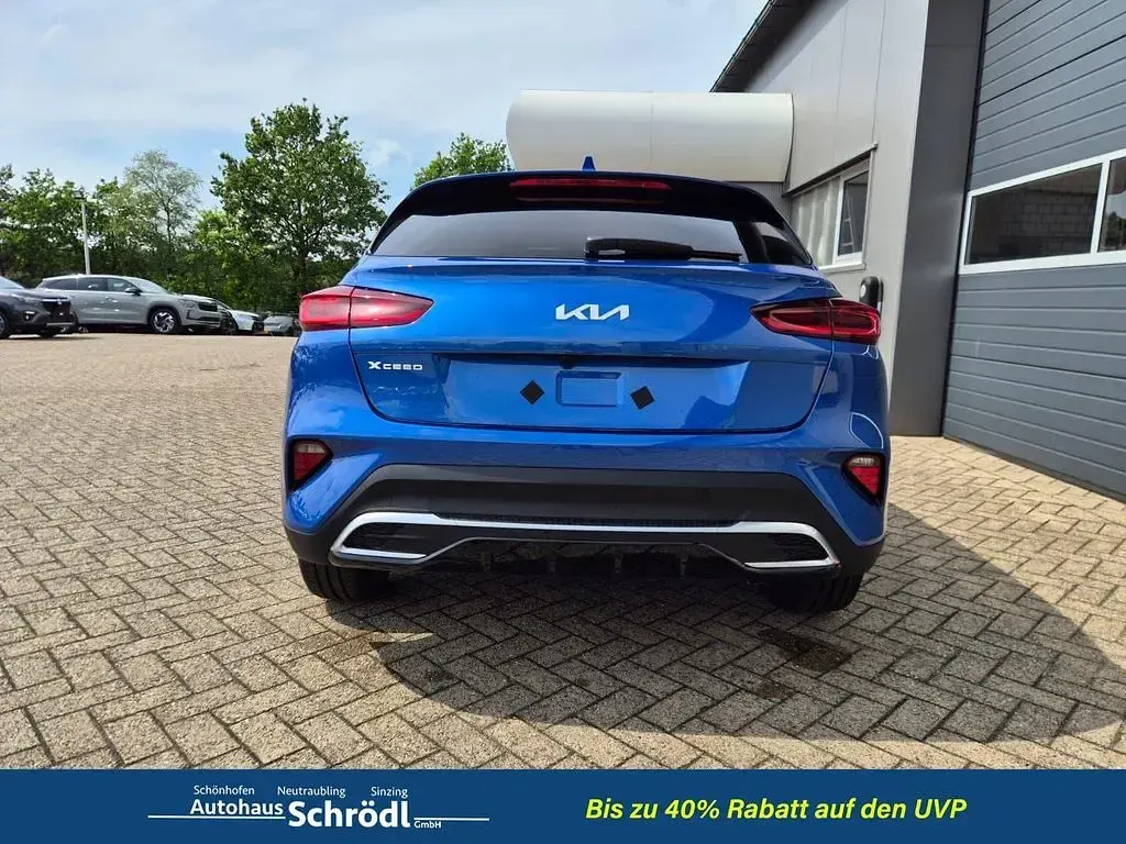 Neu Kia XCeed 150 PS (110 kW) 2026 Blueflame metallic SUV
