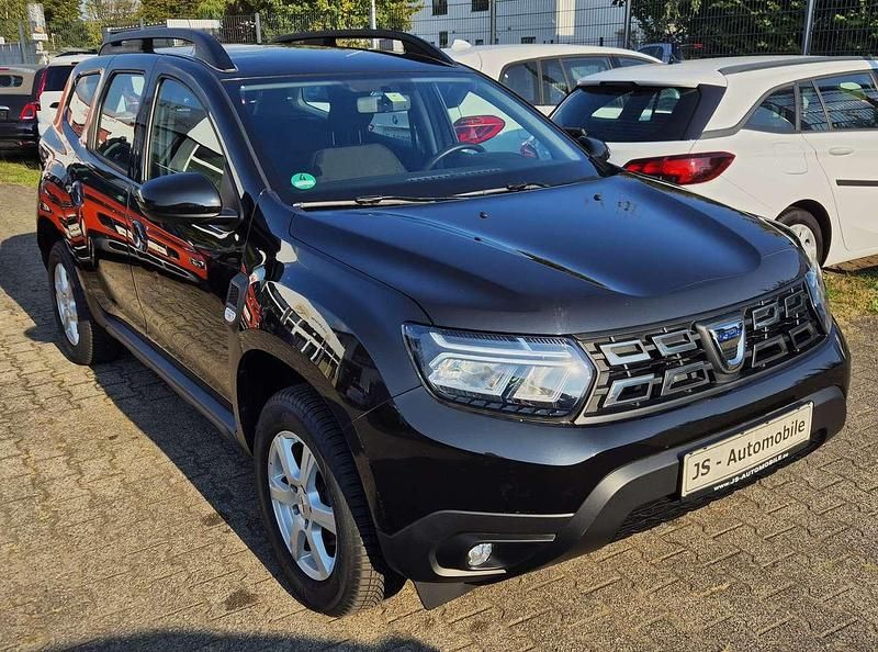 Gebraucht Dacia Duster Comfort 101 PS (74 kW) 2021 Perlmuttschwarz SUV