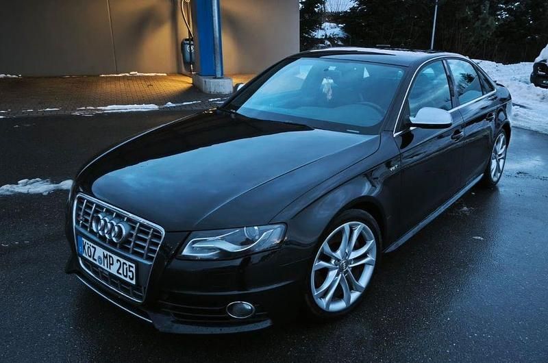 Schwarz Gebraucht 2009 Audi S4 Sport Limousine | 9.999 € (Guter Preis) - Bild 1/4