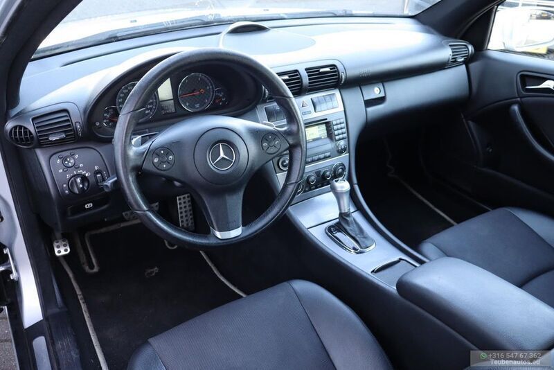 Gebraucht Mercedes CLC200 122 PS (89 kW) 2010 Grau Kleinwagen