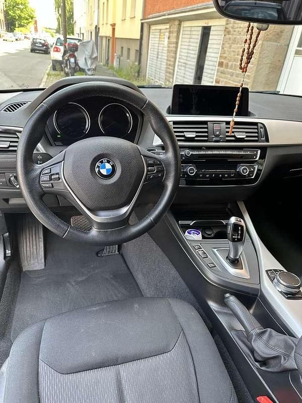 Gebraucht BMW 218 Advantage 150 PS (110 kW) 2017 Braun Coupé