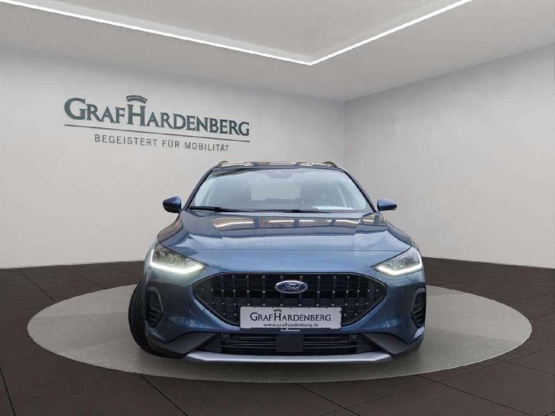 Gebraucht Ford Focus Active 155 PS (114 kW) 2024 Chromablau metallic Kombi