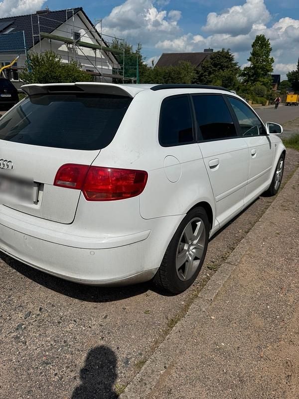 Gebraucht Audi A3 105 PS (77 kW) 2007 Weiß Limousine