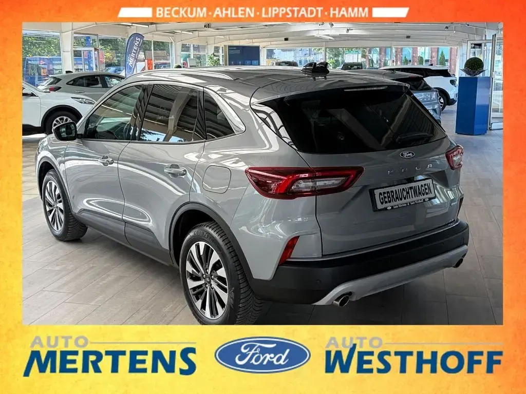 Gebraucht Ford Kuga Titanium 179 PS (131 kW) 2024 Silber SUV