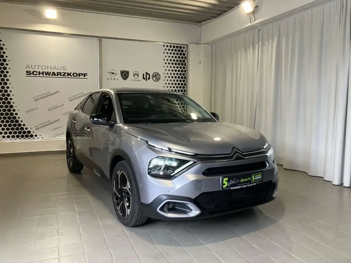 Gebraucht Citroën C4 PureTech 131 PS (96 kW) 2024 Grau SUV