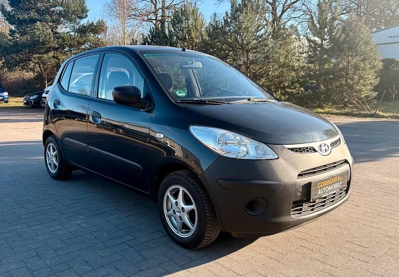 Gebraucht Hyundai i10 66 PS (48 kW) 2010 Schwarz Kleinwagen
