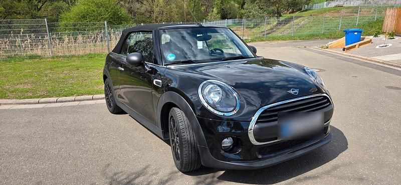 Second-hand Mini ONE 102 CP (75 kW) 2019 Negru Hatchback