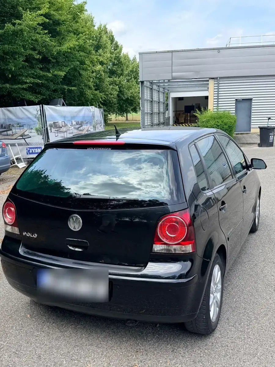 Gebraucht VW Polo 64 PS (47 kW) 2009 Schwarz Kleinwagen